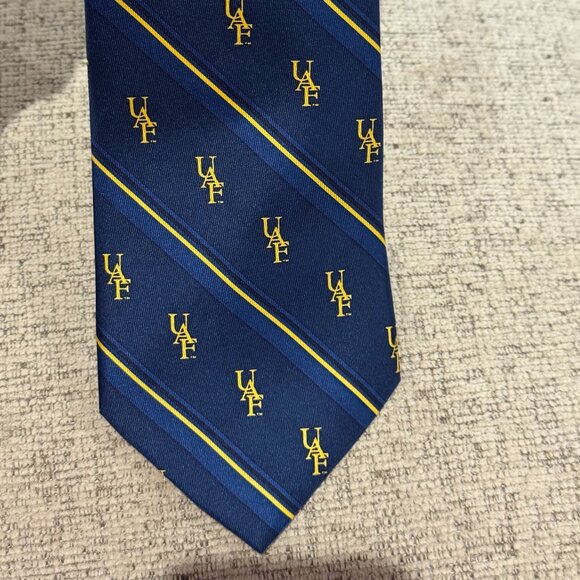 University of Alaska Fairbanks UFA Silk Tie NCAA College Basketbal Football Blue - Picture 3 of 10
